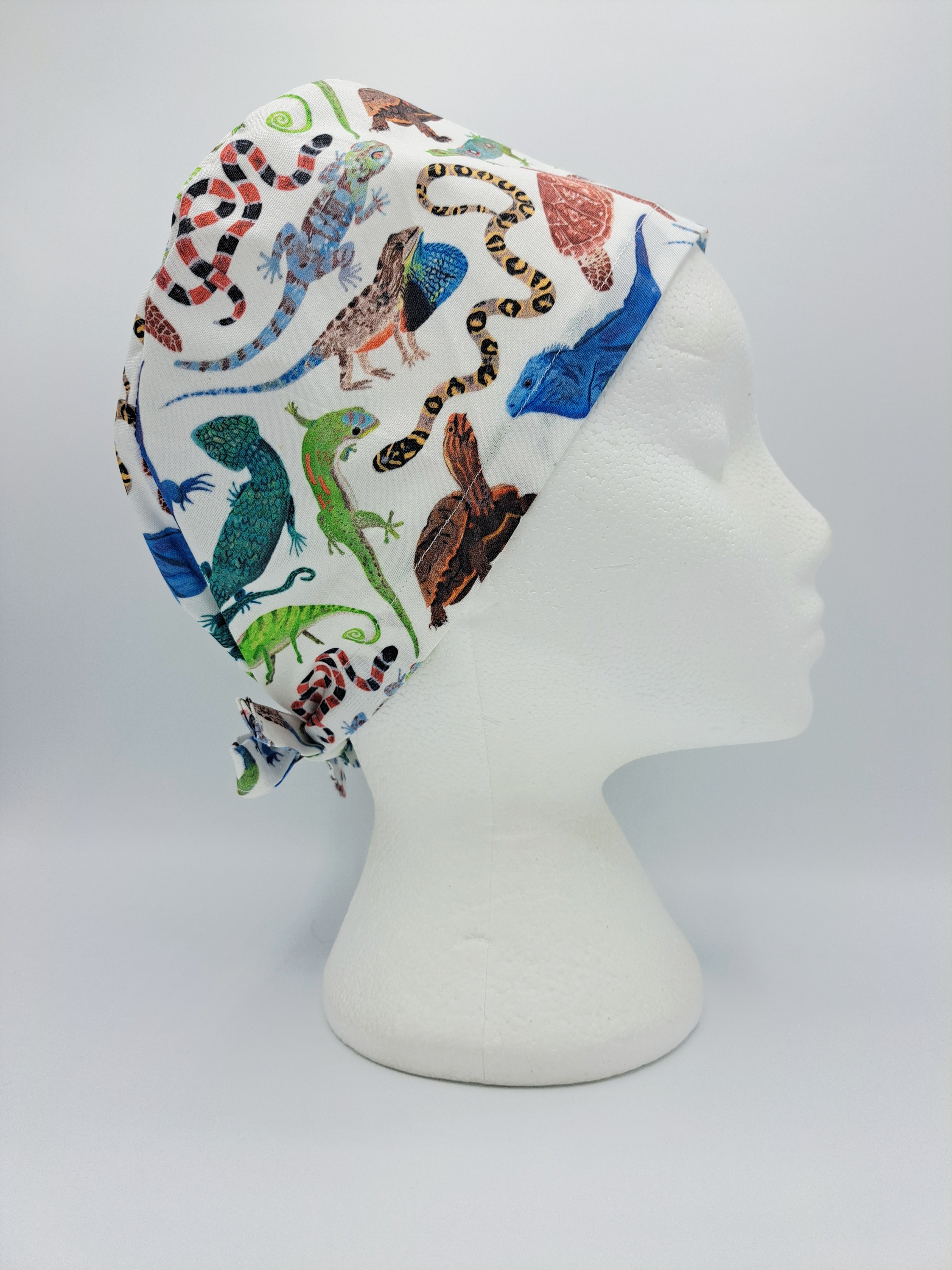 Reptiles on White Scrub Hat Cap